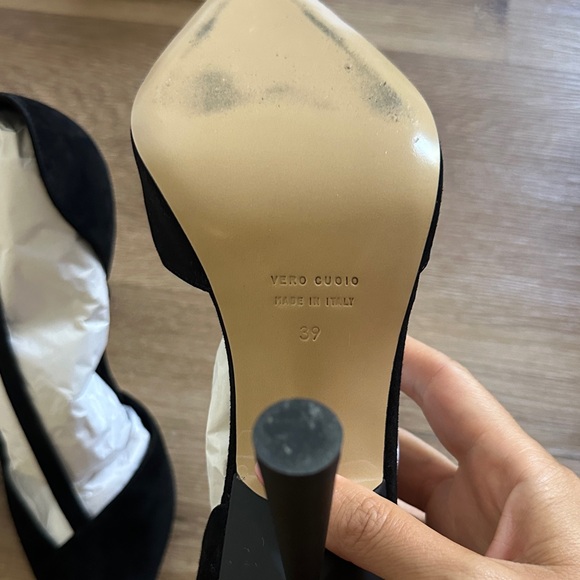 GIA / RHW - Picture 2 of 3